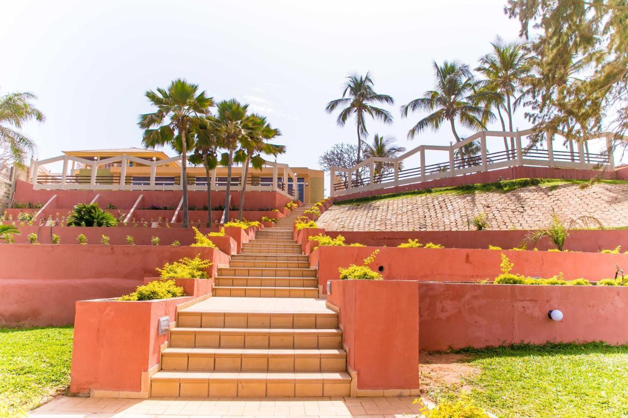 Tropic Garden Hotel Bakau Exterior photo